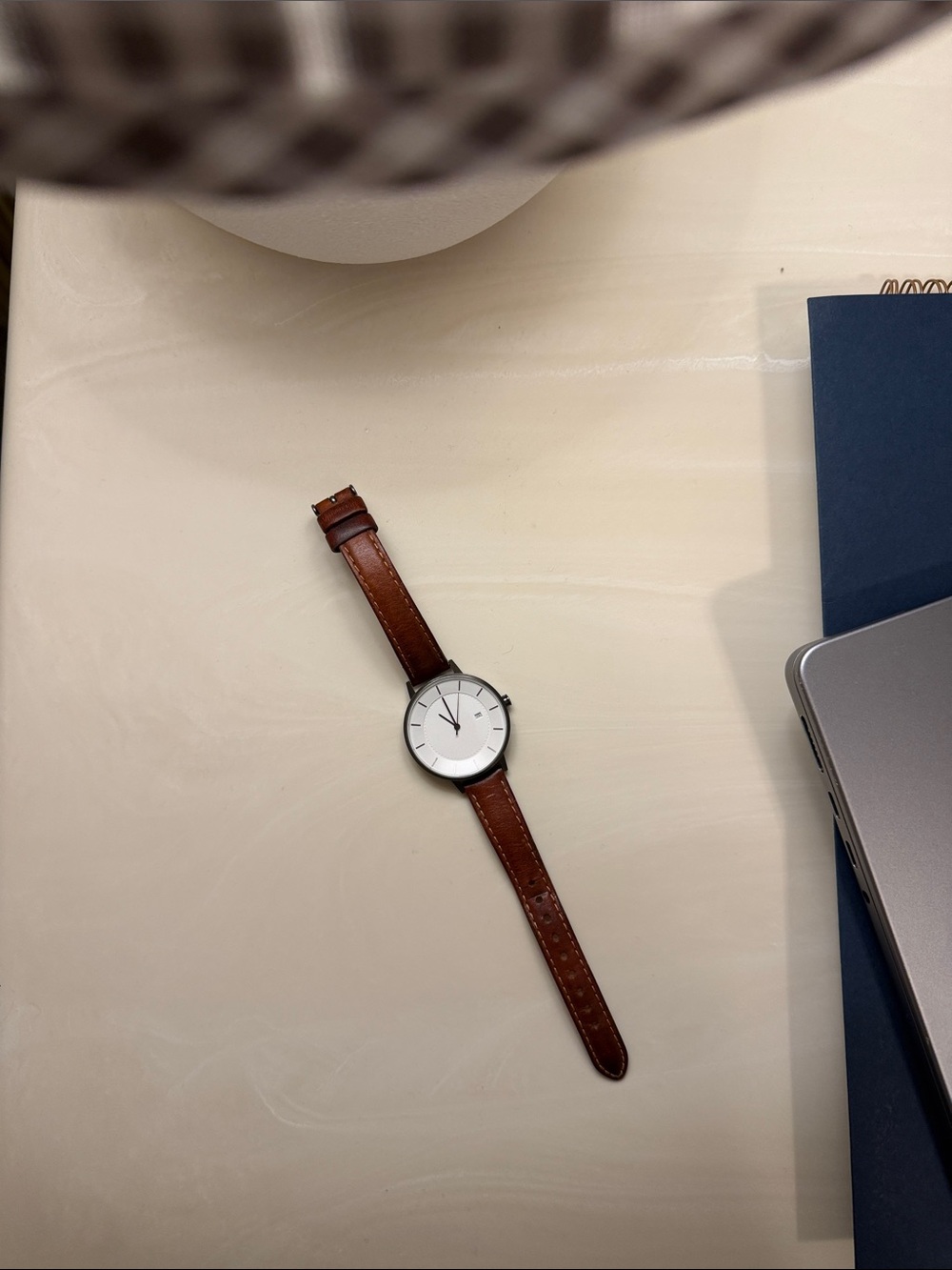 Linjer Watch